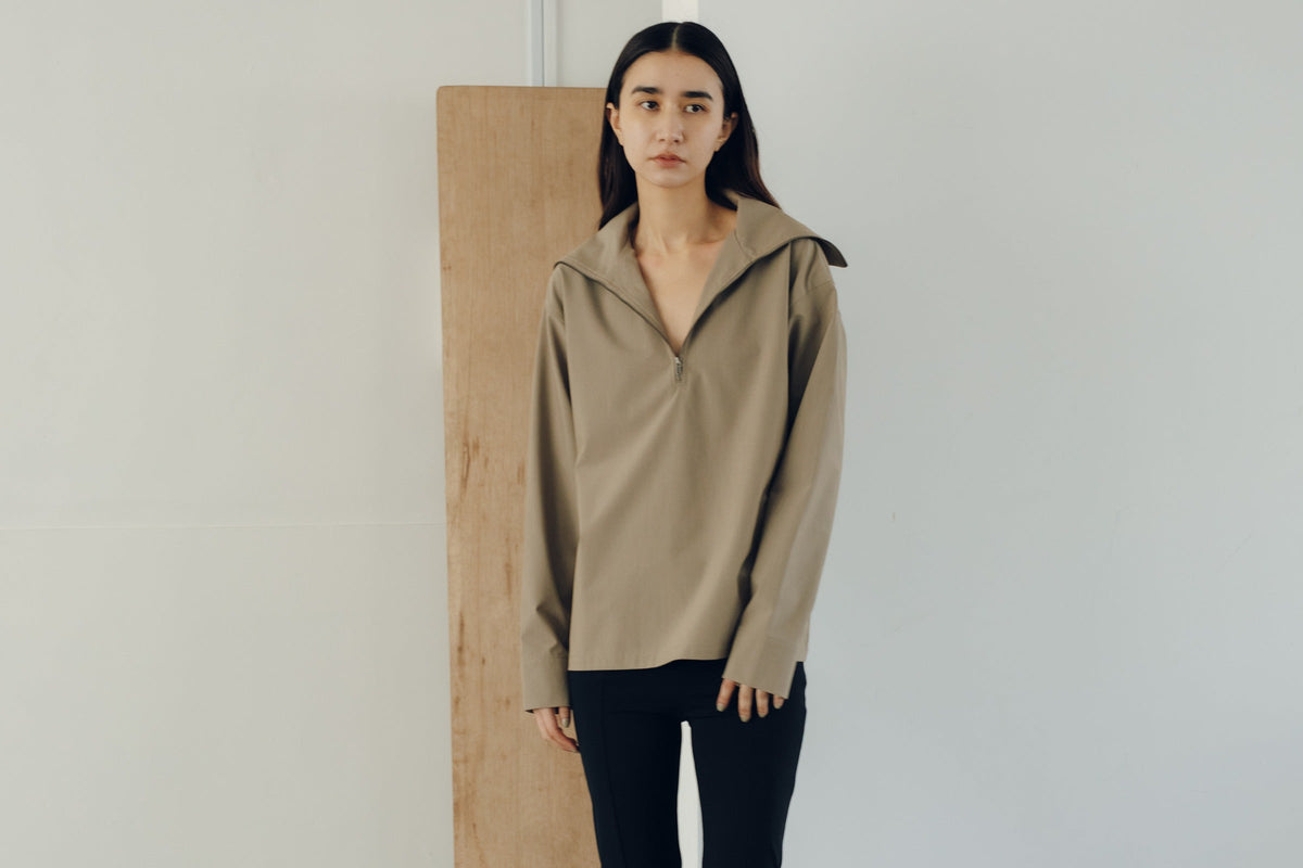 Wooly Nylon <br>- Half Zip Shirt / Detachable Easy Pants