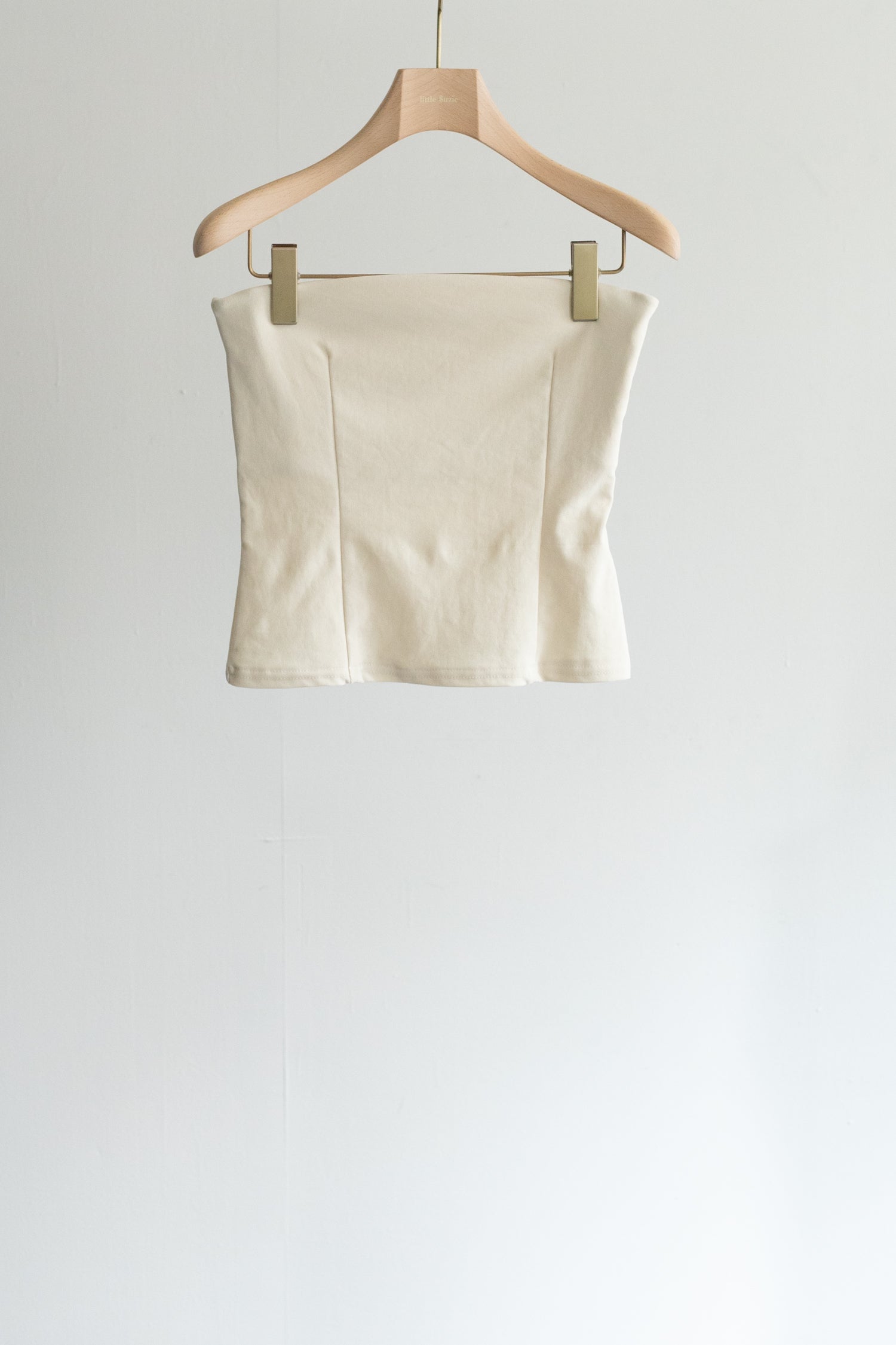Elastic Rib Paded Bare Top (ls52564T)
