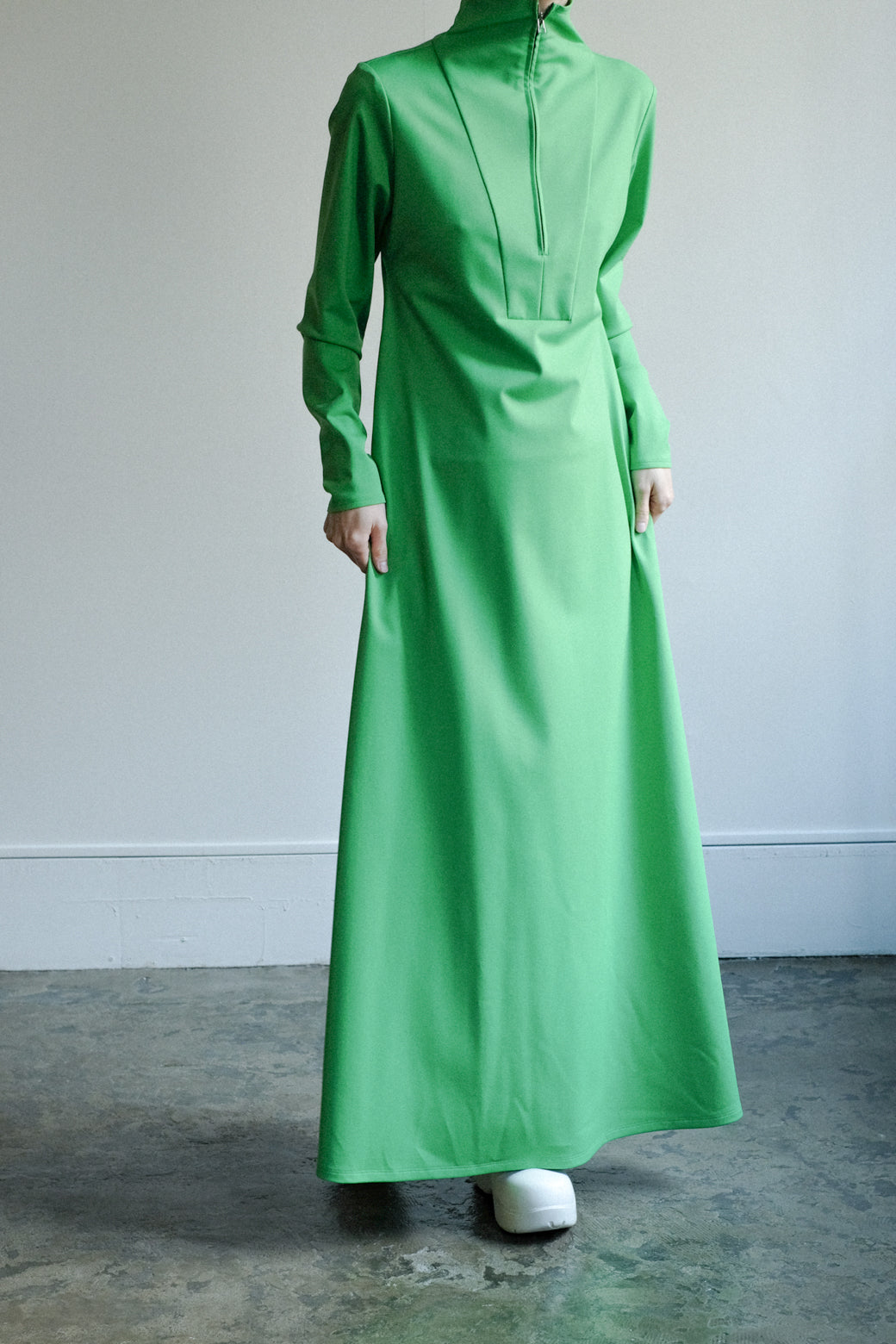 Hi-neck Zip Jersey Dress(ls14252D)