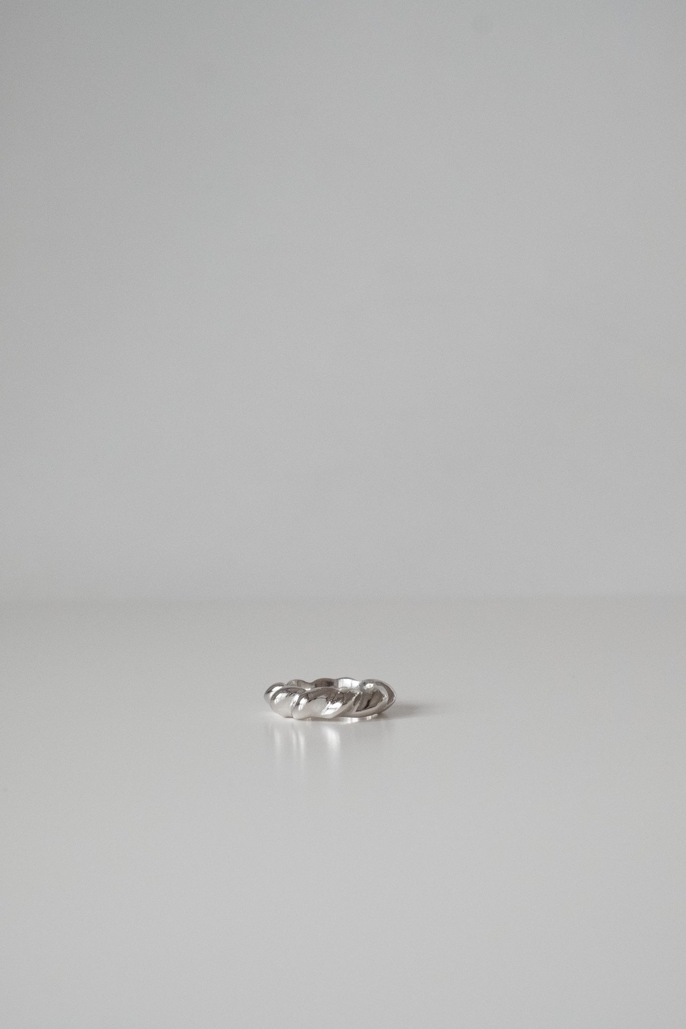 【ESRA DANDIN】Thin Wave(ED24005R001)