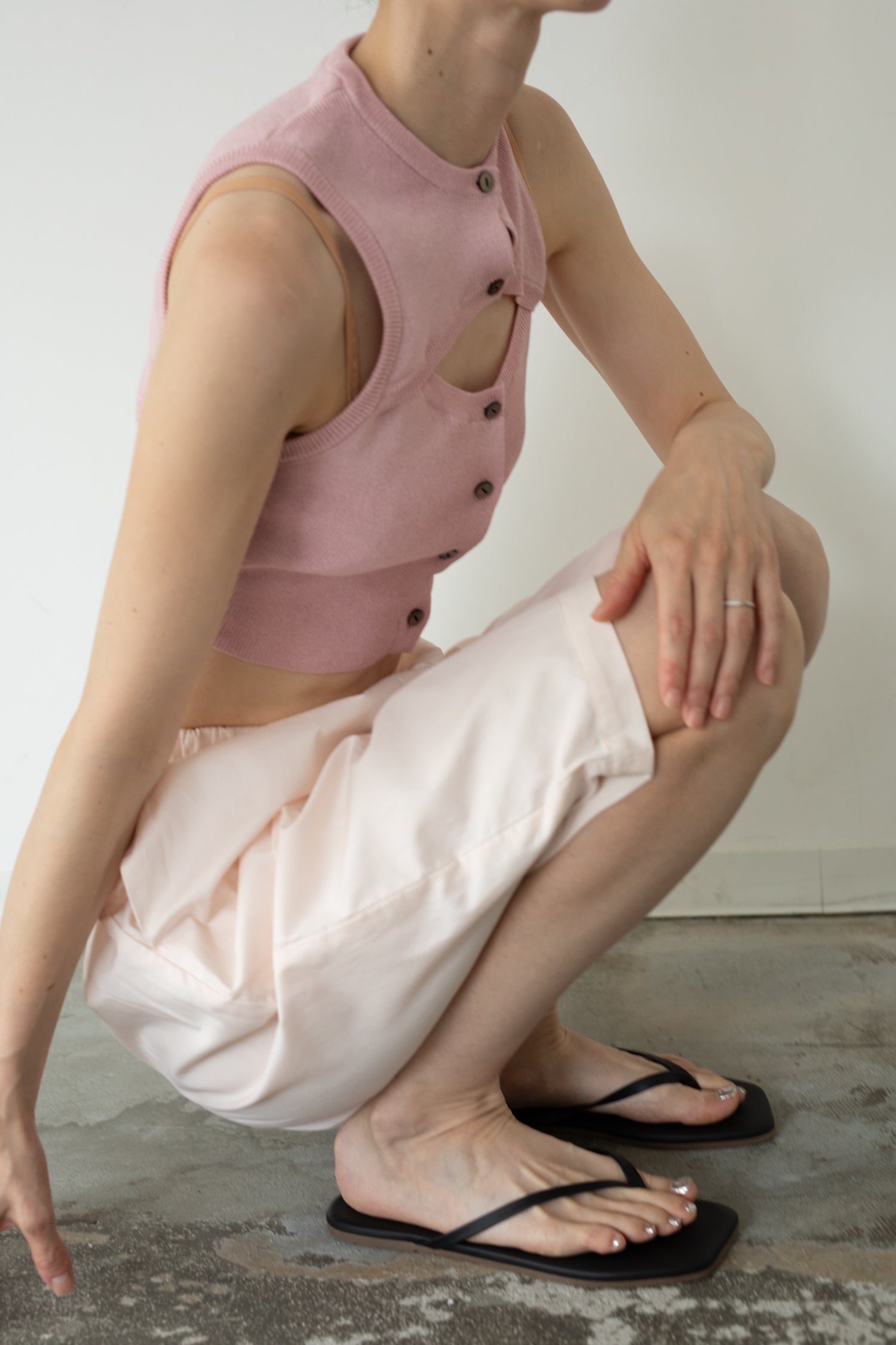 【展示会/後】Cotton Rib Knit Sleevless Top (ls62575K) ¥19,800-