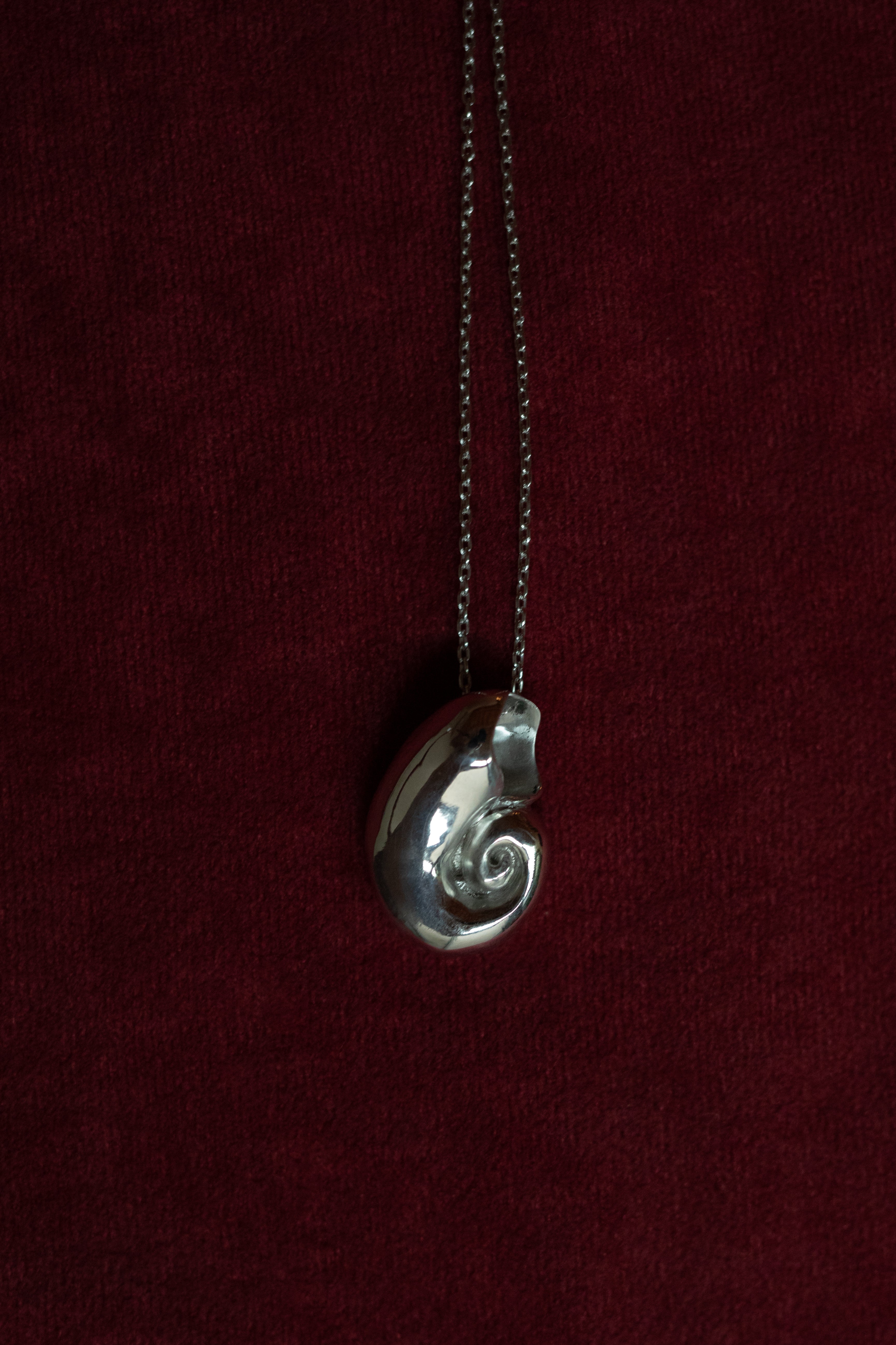 【ESRA DANDIN】Mini Nautilus Pendant Necklace(ED24006N002)