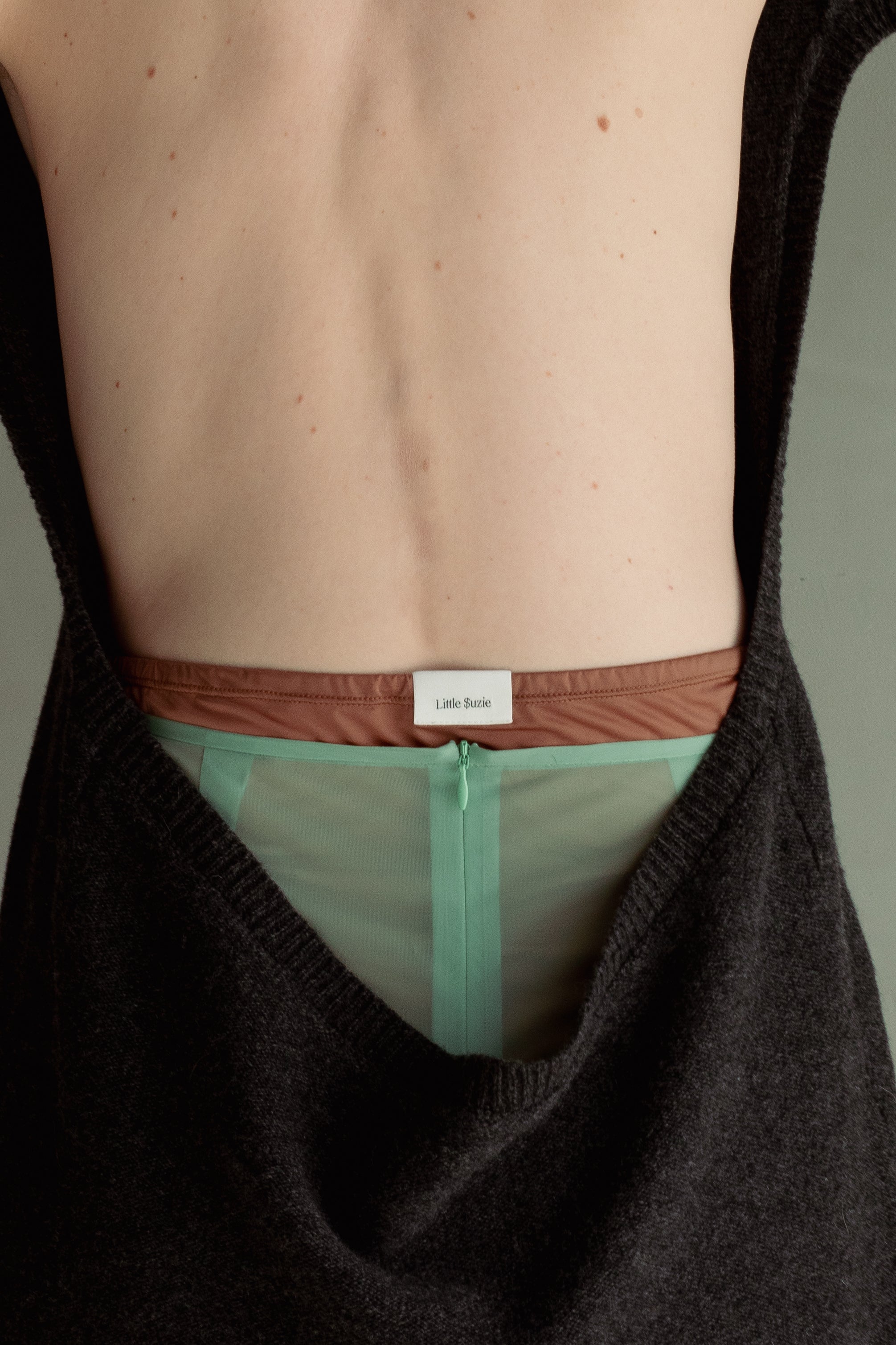 Extra Fine Merino Wool Cut Out Knit Cardigan (ls54542K)