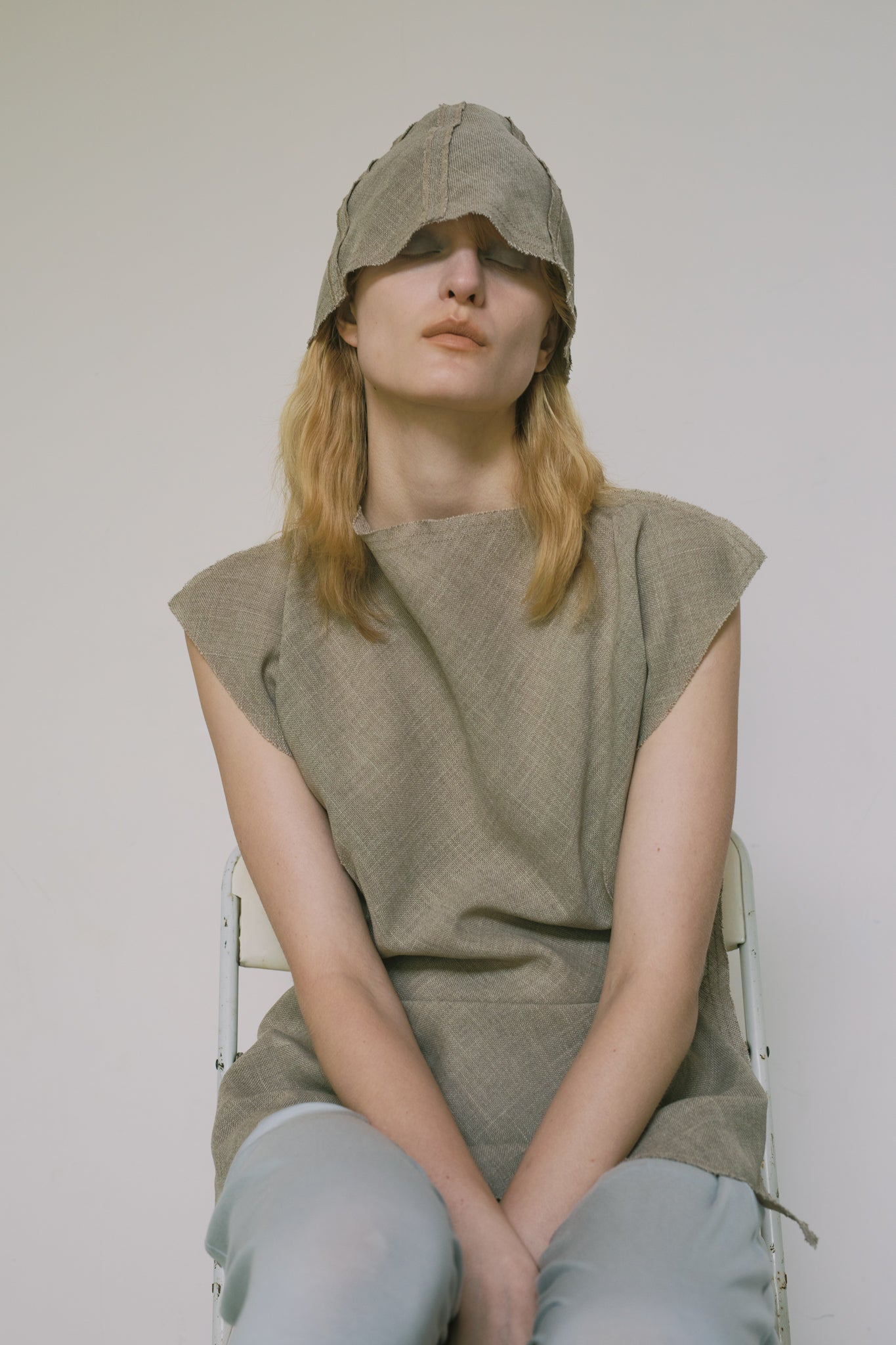 Linen Like PL Unhemmed Square Top (ls72656T)