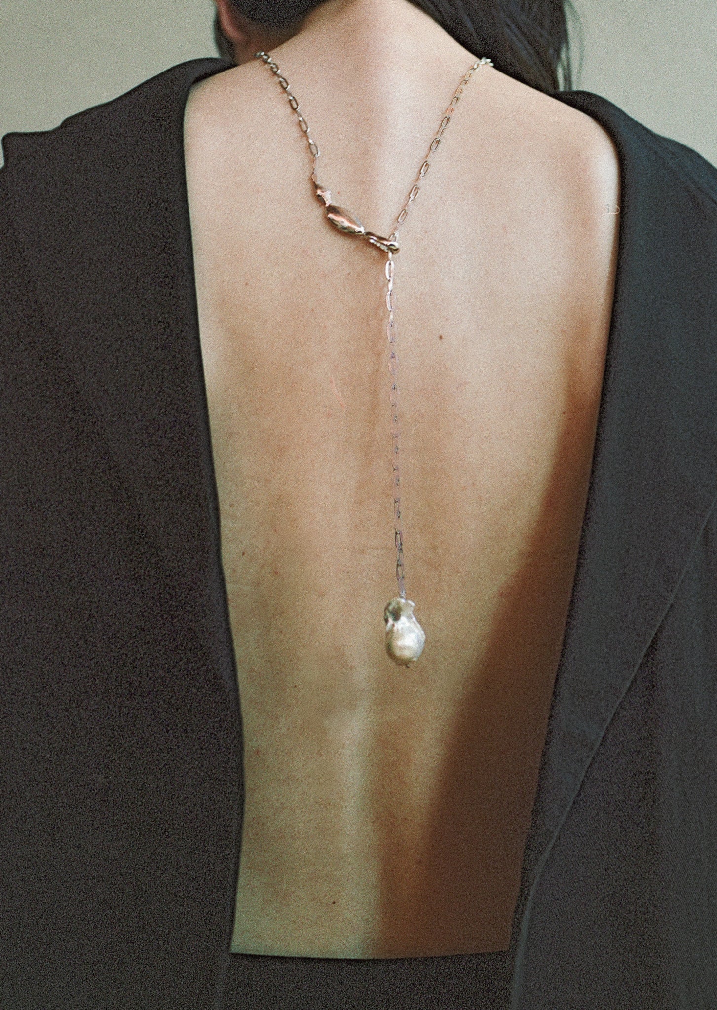 【ESRA DANDIN】Silhouette Necklace(ED19002N008)