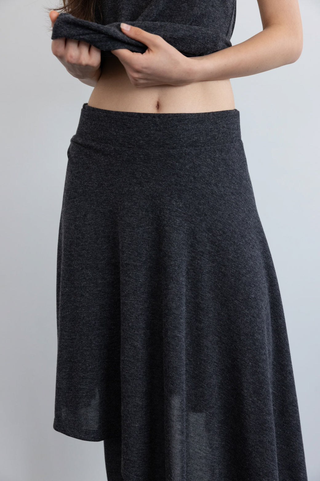 【Studio Doe】Ultra Stretch Asymmetric Skirt(LD-259OSK22)