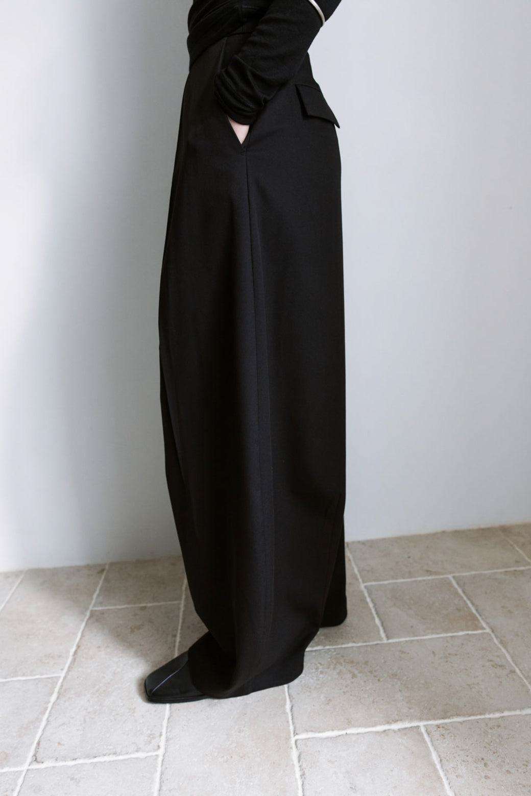 【Studio Doe】Diagonal Tuck Wide Pants(DN-25JODP05)