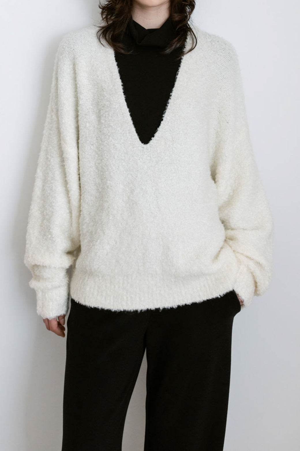 【Studio Doe】Wool V-neck Loose Sweater(DN-25JOKN02)