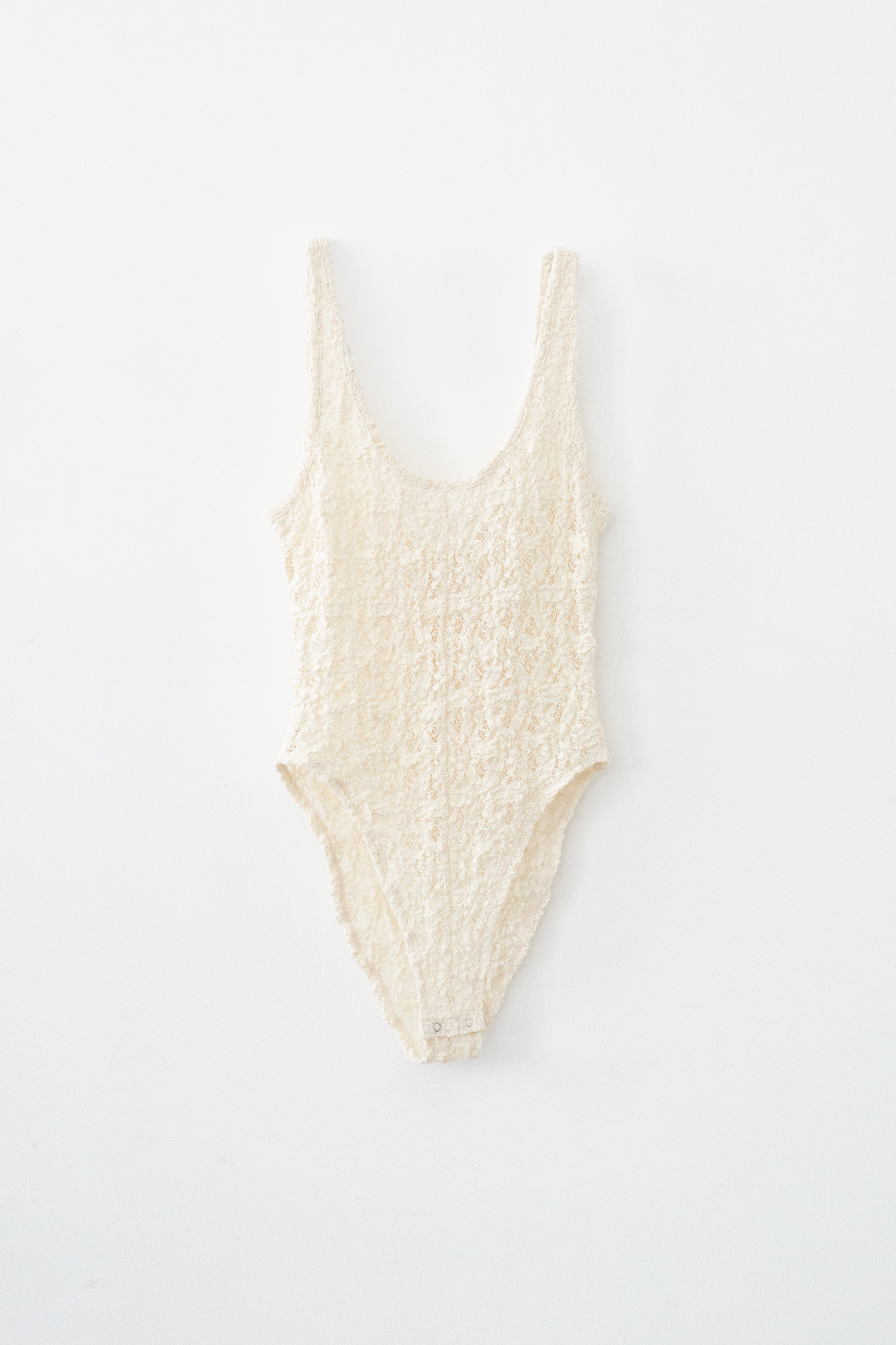 Cotton Shrink Lace Bodysuit (ls72633T)