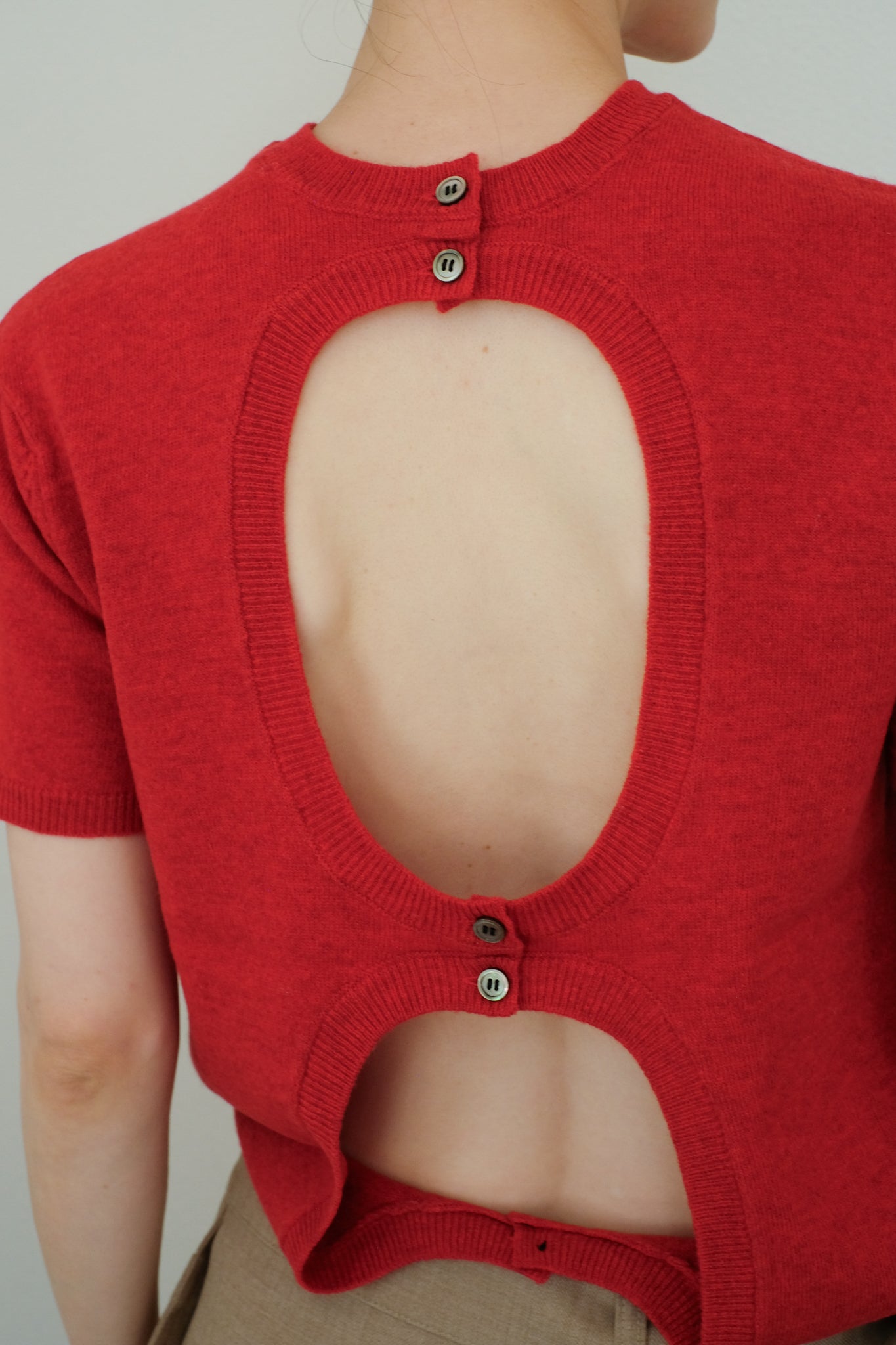 Extra Fine Merino Wool Back Open Short Sleeves Knit (ls44479K)