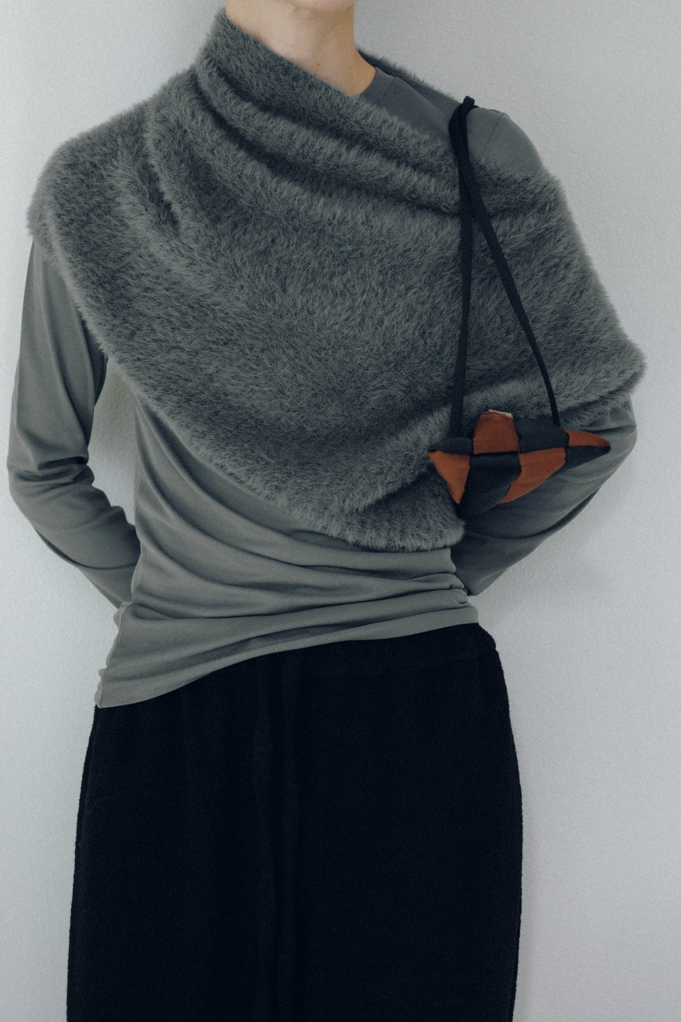Nylon Fur Drape Knit Cape  (ls54532K)