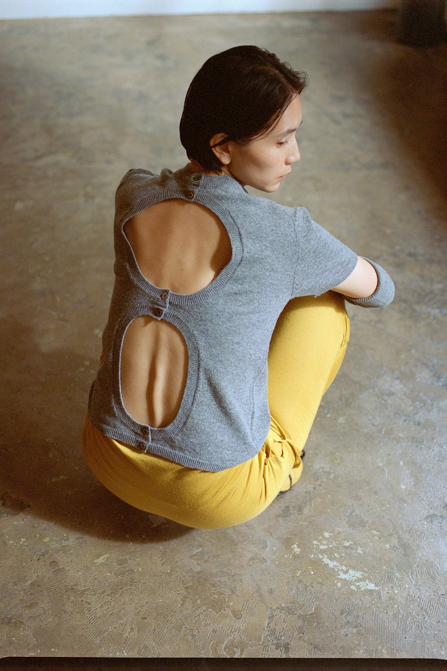 Extra Fine Merino Wool Back Open Short Sleeves Knit (ls44479K)