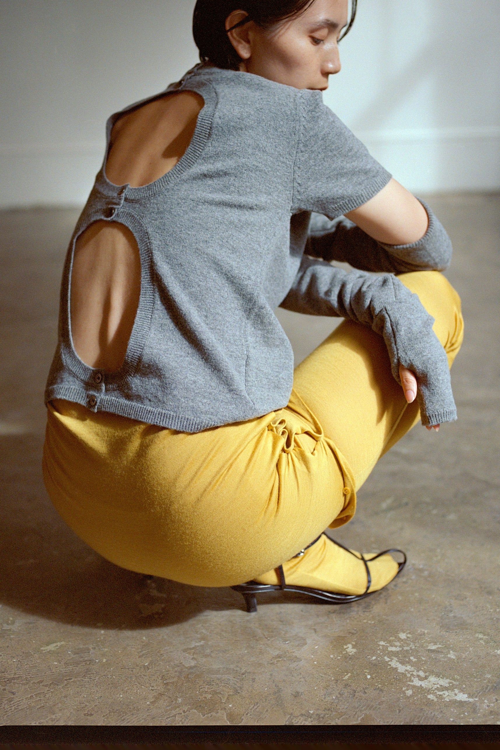 Extra Fine Merino Wool Back Open Short Sleeves Knit (ls44479K)