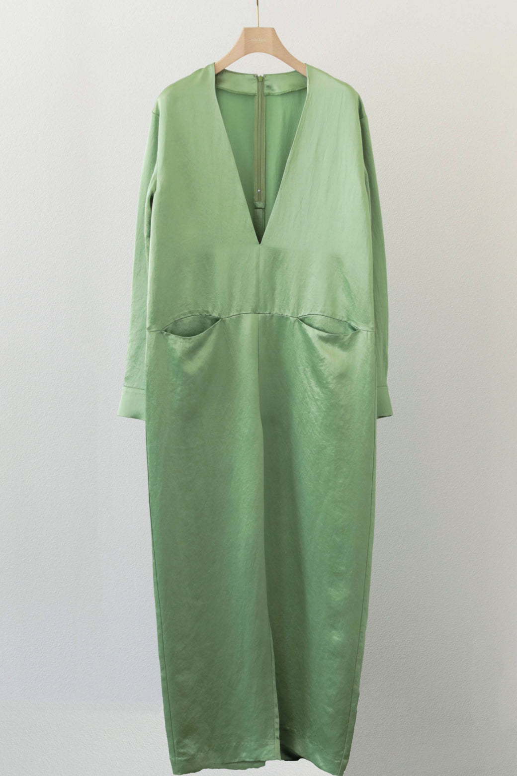 Heavy Satin Deep-V Jumpsuit (ls24318P)