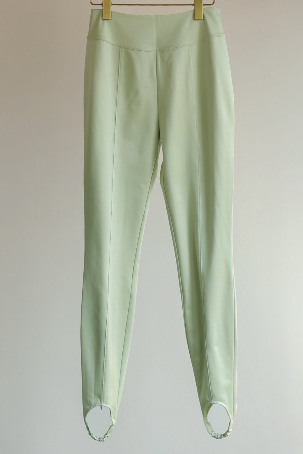 Shiny Jersey Stirrup Pants（ls197P）