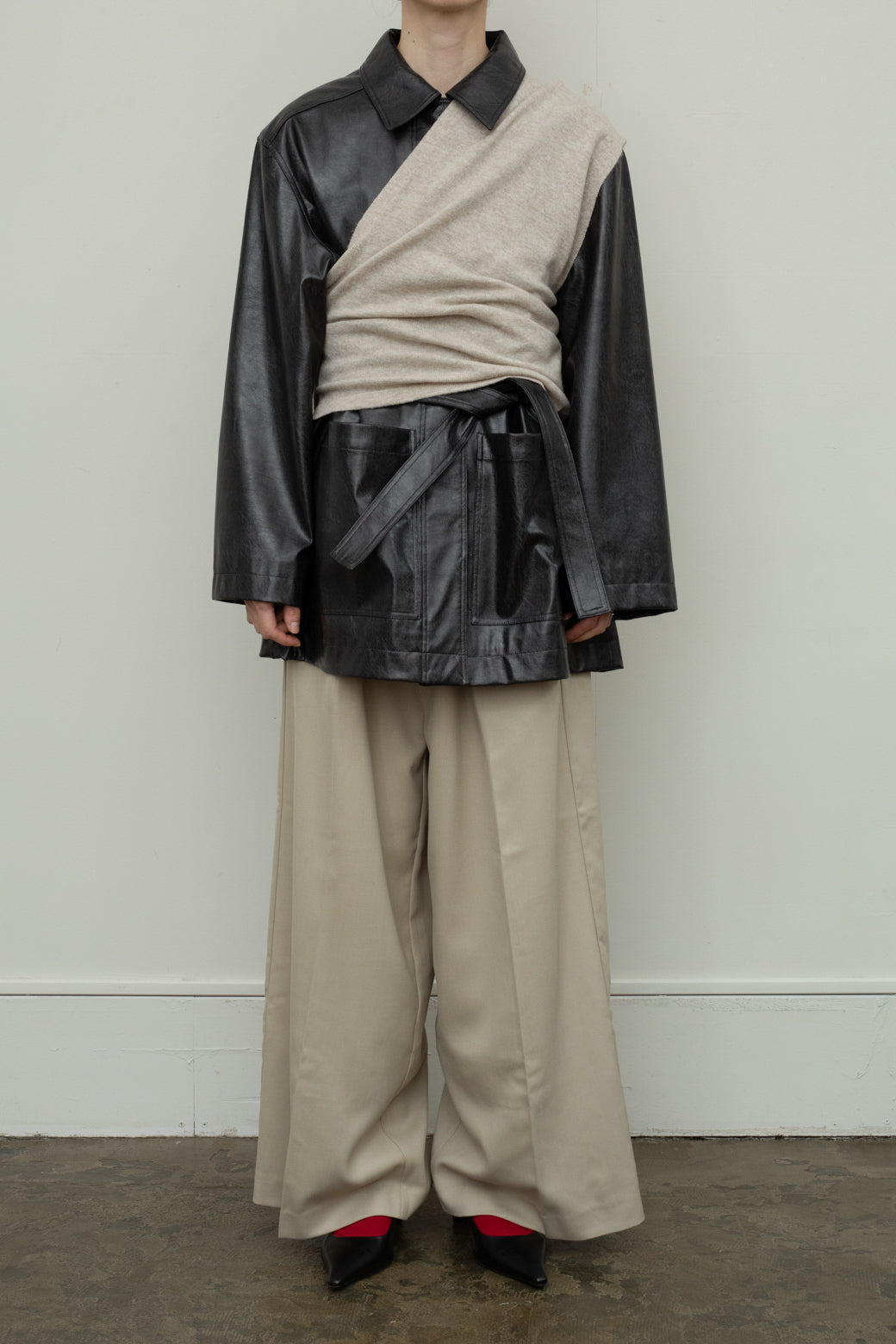 Wool Viscose Belted Buggy Tuck Pants (ls24337P)