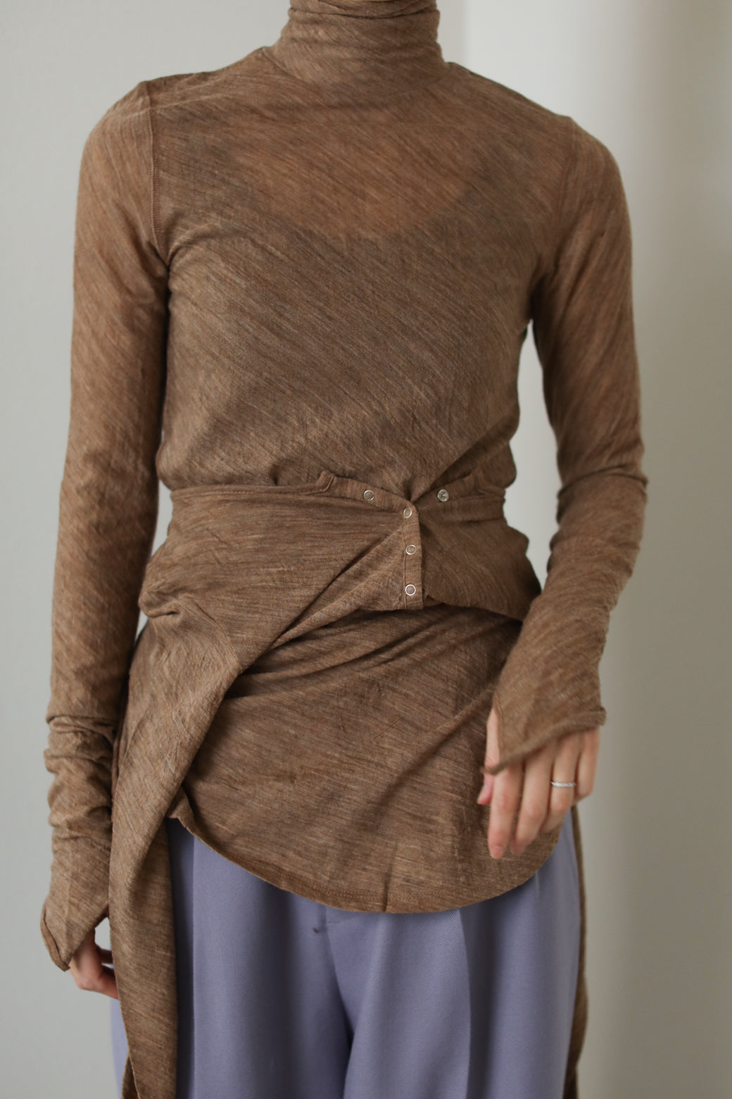 Wool Cut Hi-neck Tops（ls129T）