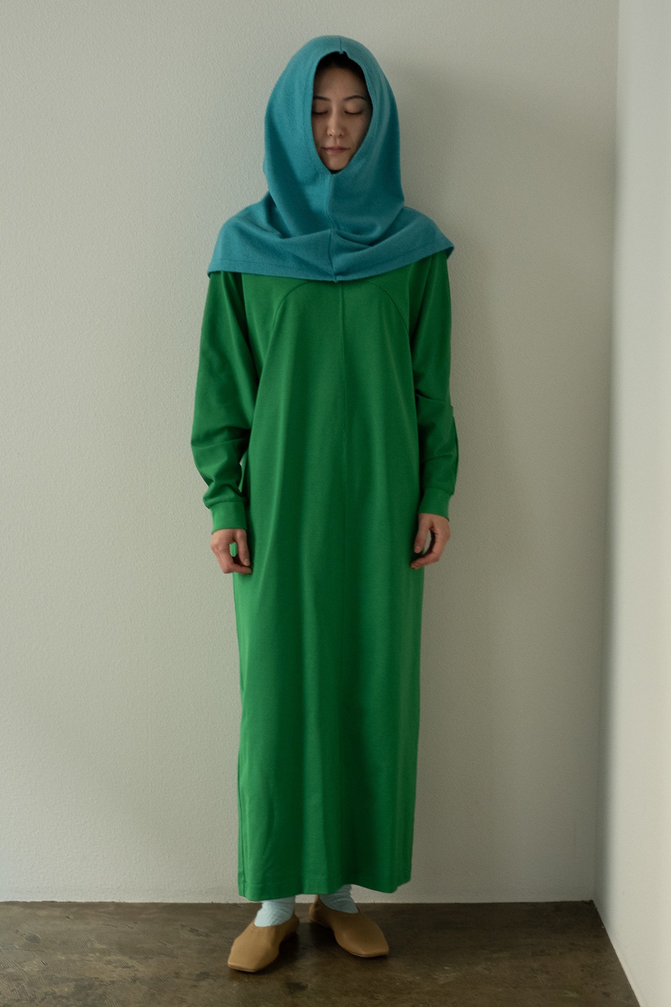 Curve Switching Dolman Sleeves Dress (ls24334D)