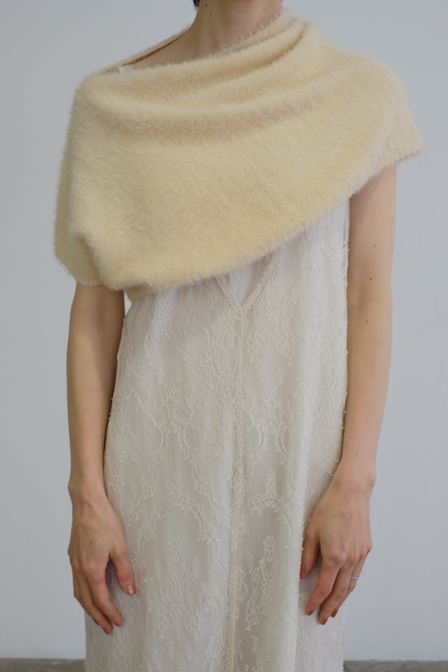 【展示会/後】Nylon Fur Drape Knit Cape  (ls54532K) ¥22,000