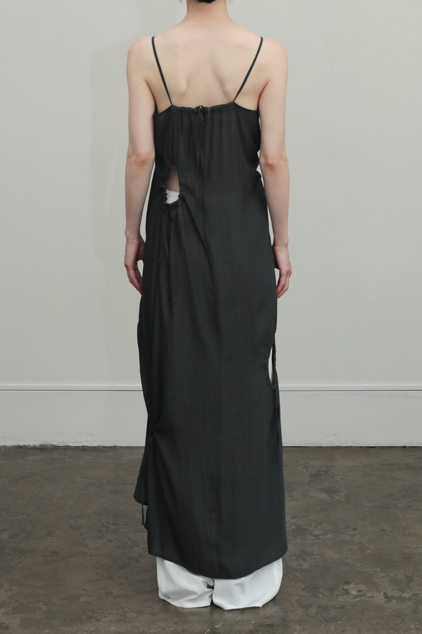 【Pre-order】Dry Georgette Drawstring Slip Dress（ls52516D）