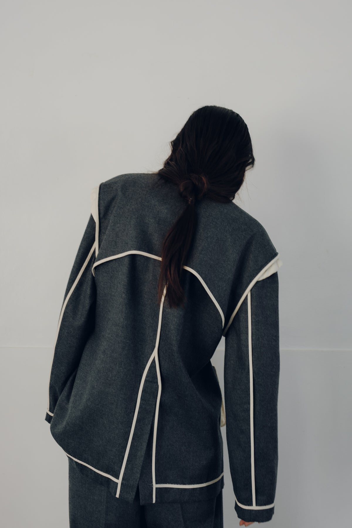Soft Wool Reversible Collarless Jacket (ls54538J)
