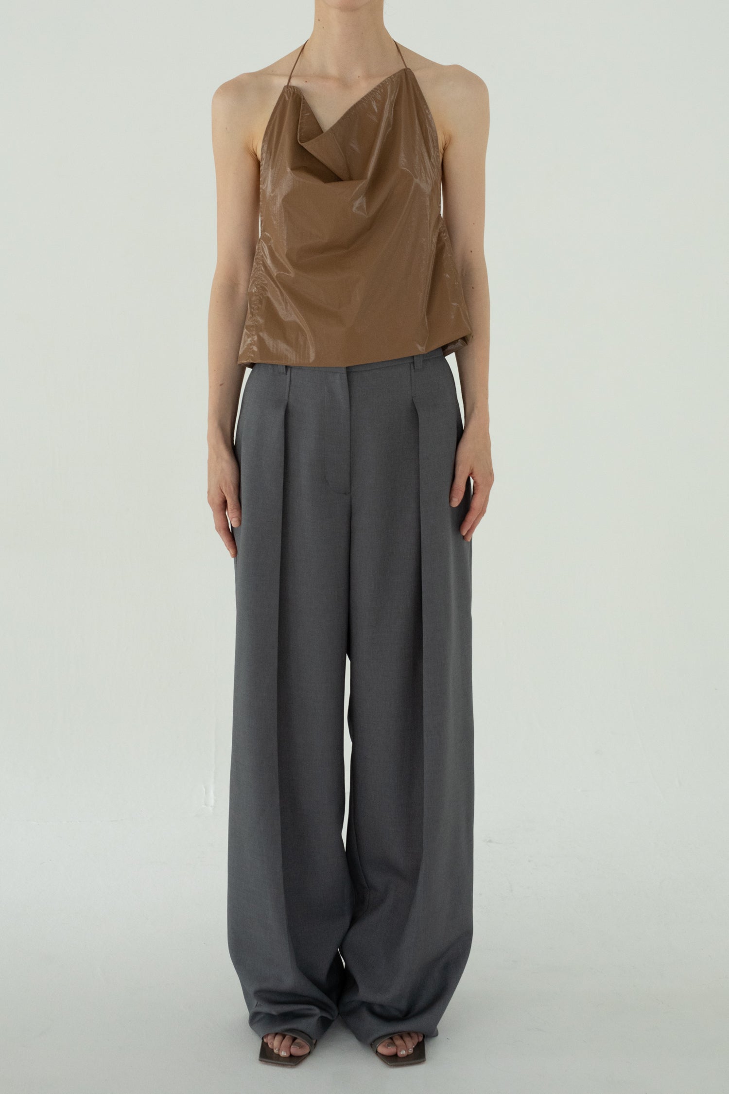 【展示会/後】Wool Mix Hip Huggers Tucked Wide Slacks (ls62586P) ¥36,300-