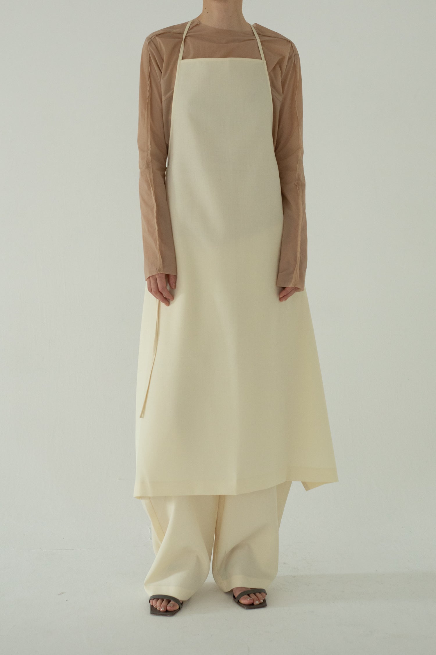 【展示会/後】Wool Mix Apron Dress (ls62579D)　¥38,500-