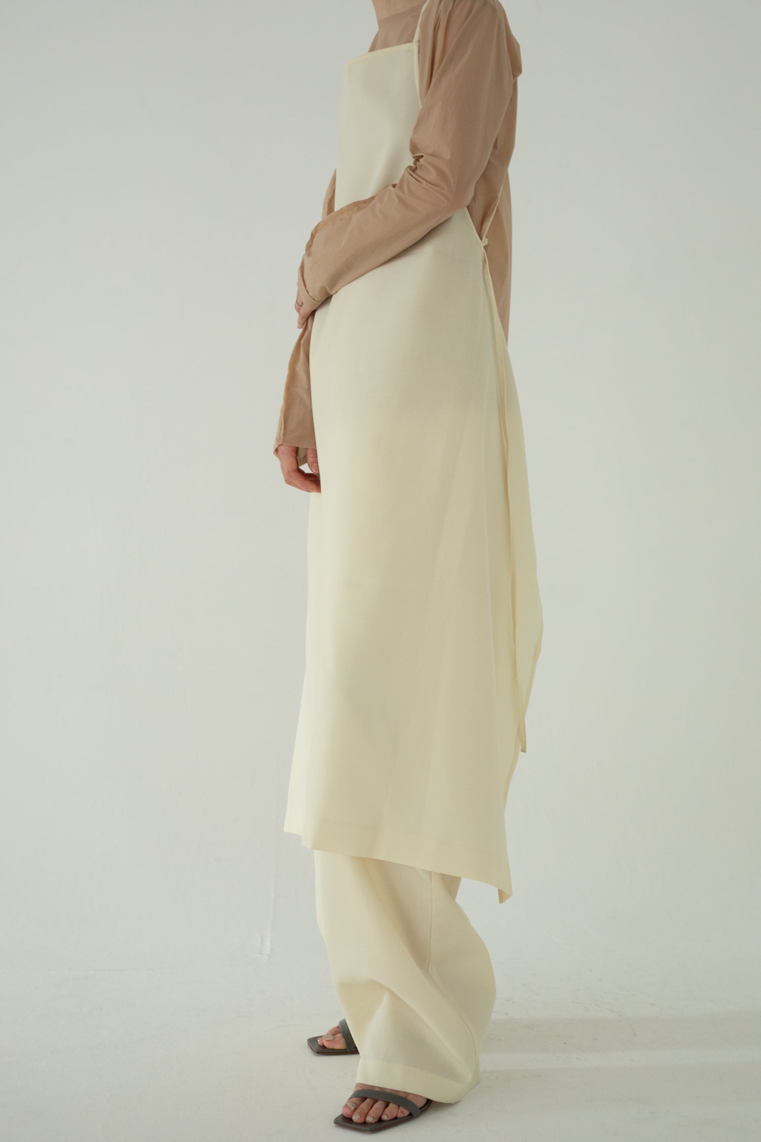 【展示会/後】Wool Mix Apron Dress (ls62579D)　¥38,500-