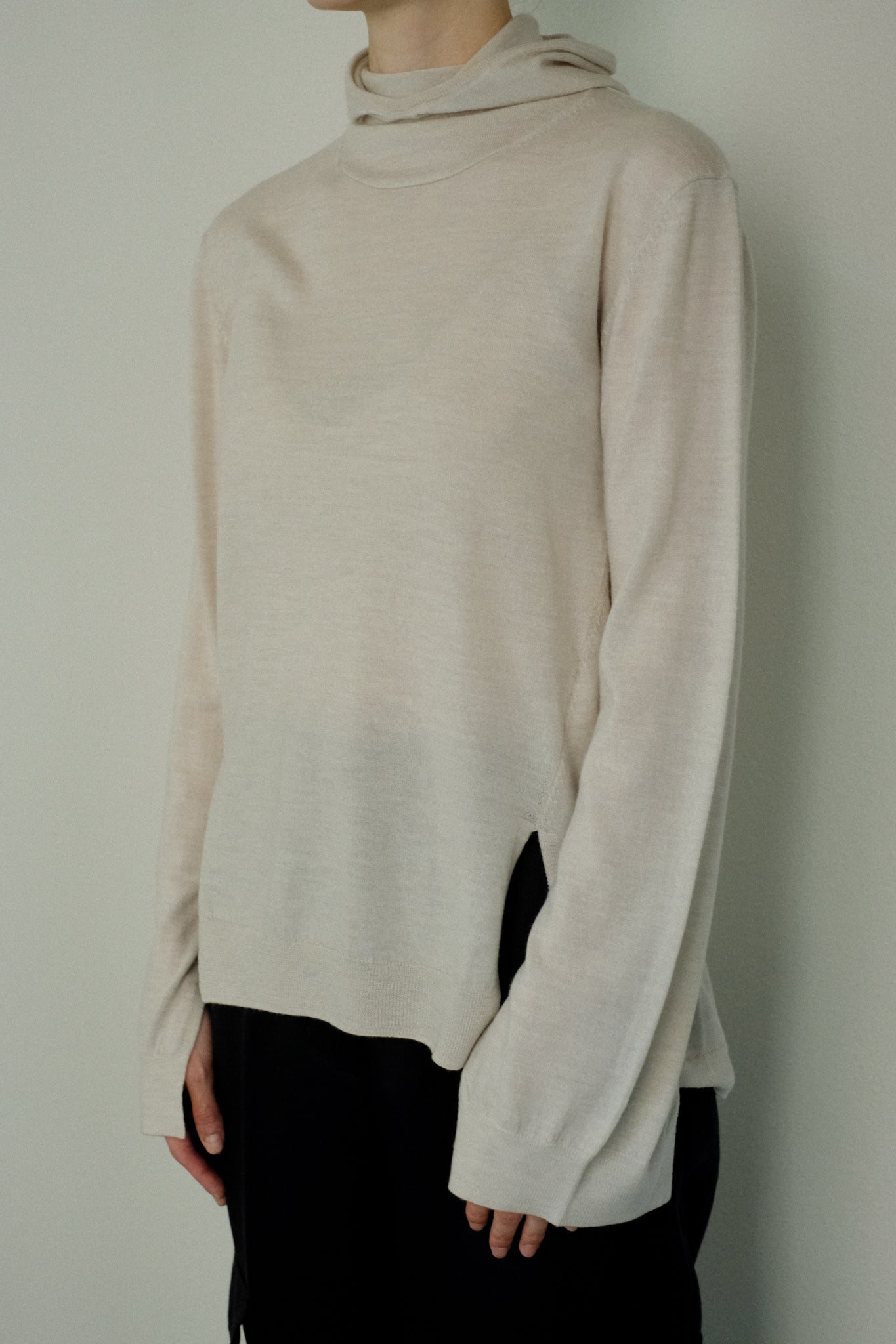 Extra Fine Merino Wool Hooded Knit（ls34399K）