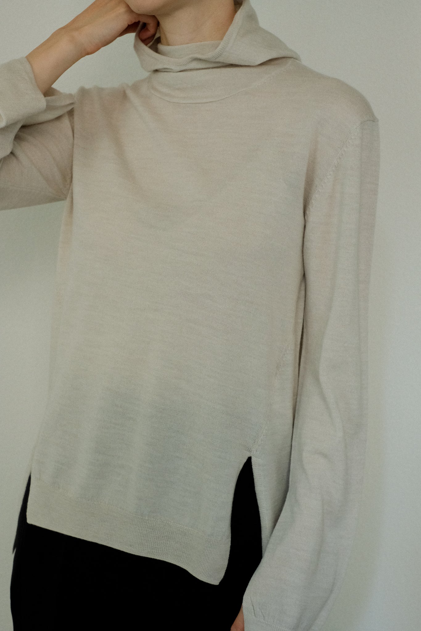 Extra Fine Merino Wool Hooded Knit（ls34399K）