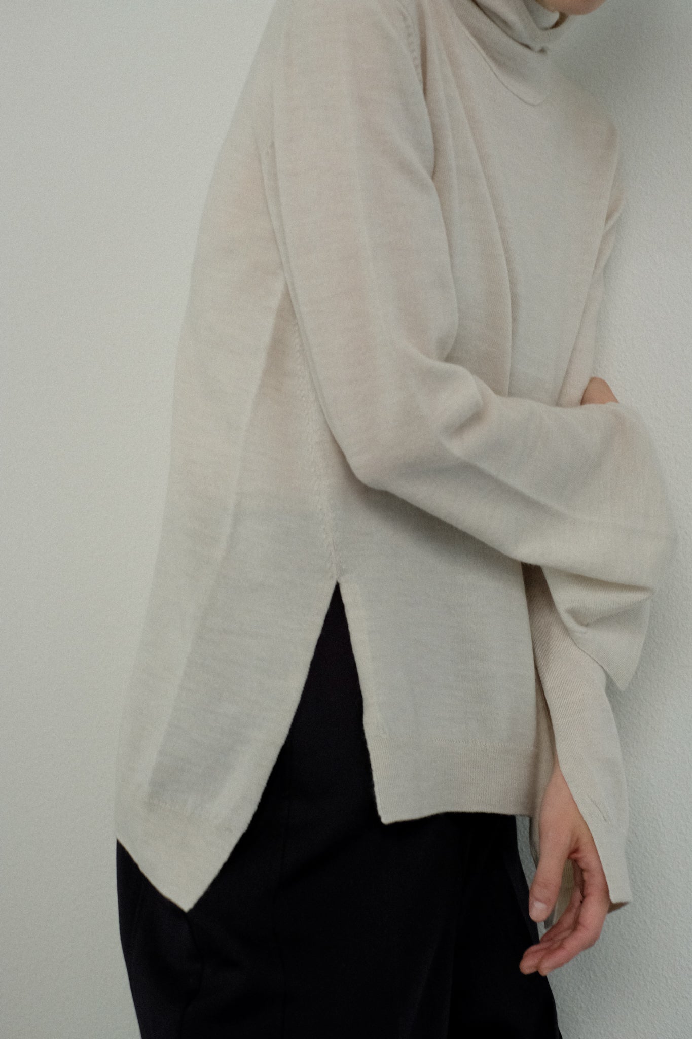 Extra Fine Merino Wool Hooded Knit（ls34399K）