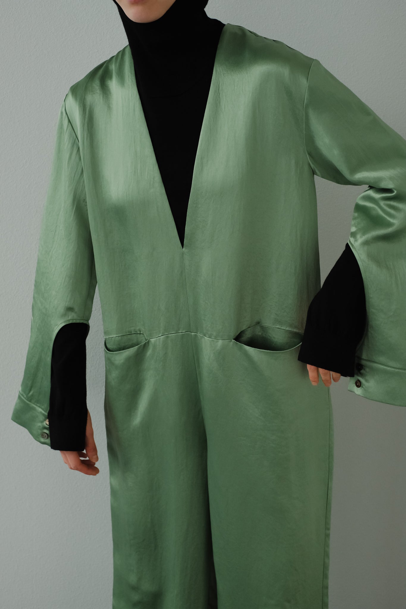 Heavy Satin Deep-V Jumpsuit (ls24318P)