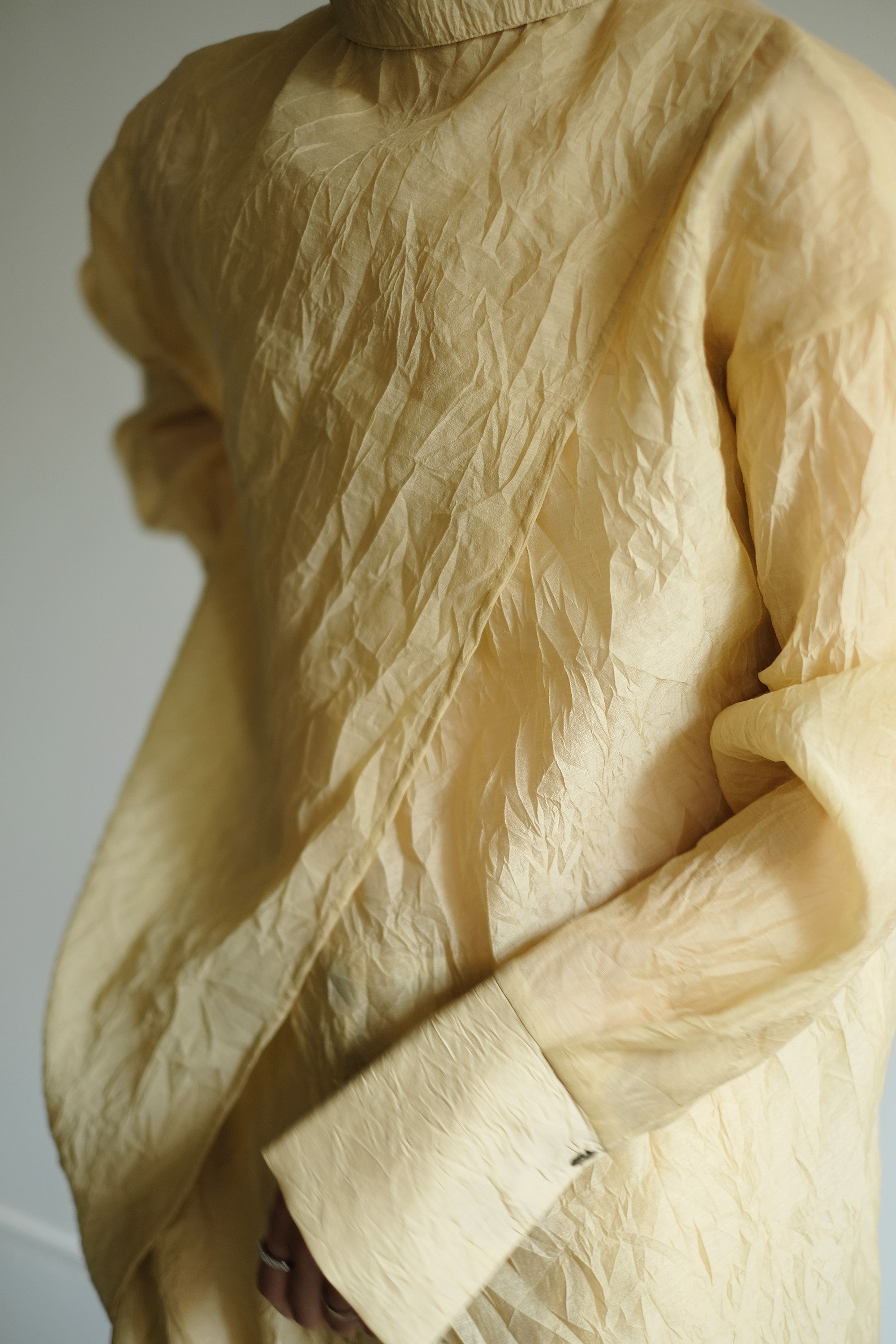 【Online限定】Wrinkle Organdy  Overlap Back Shirt (ls24331T)