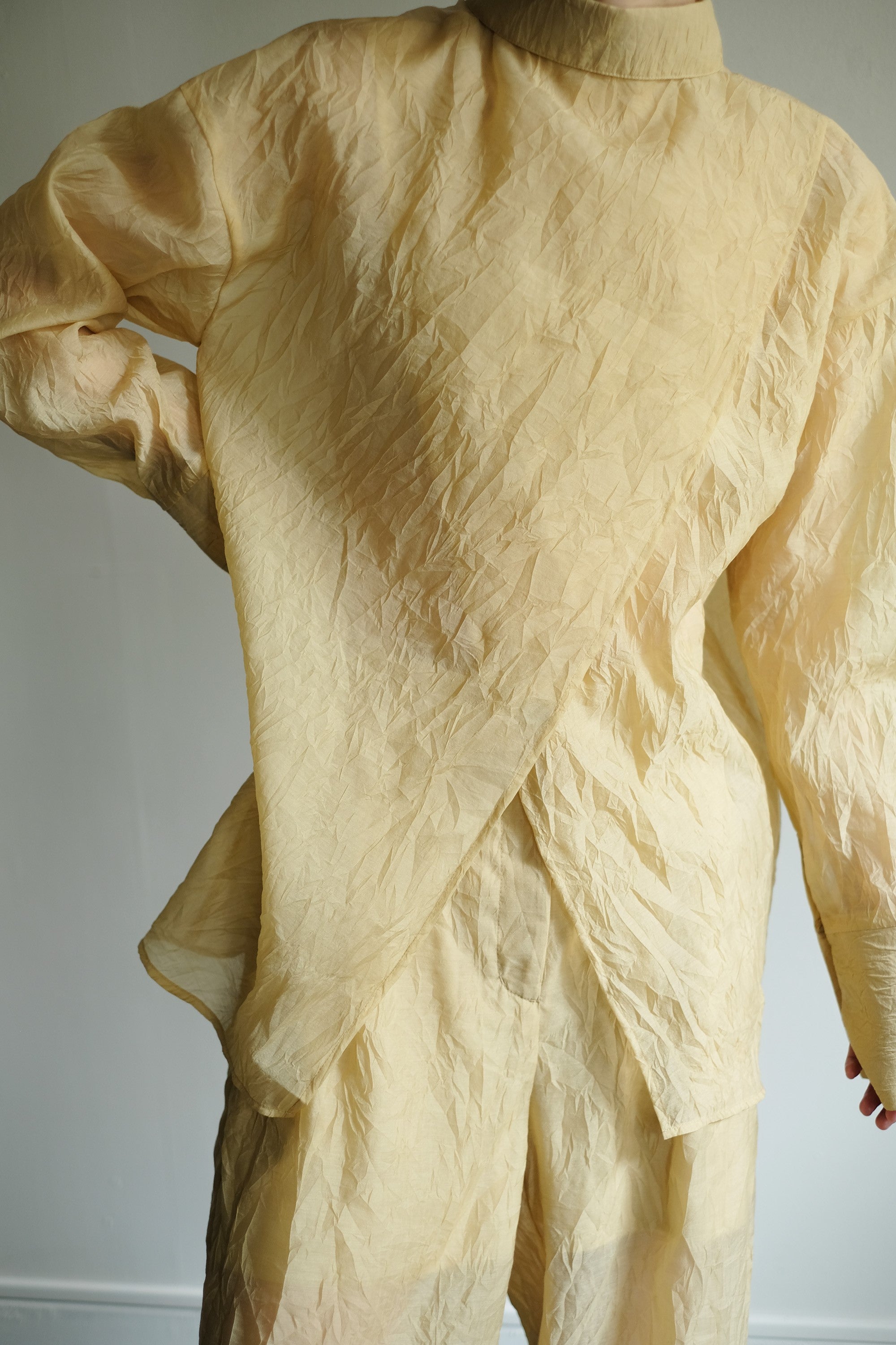 【Online限定】Wrinkle Organdy  Overlap Back Shirt (ls24331T)