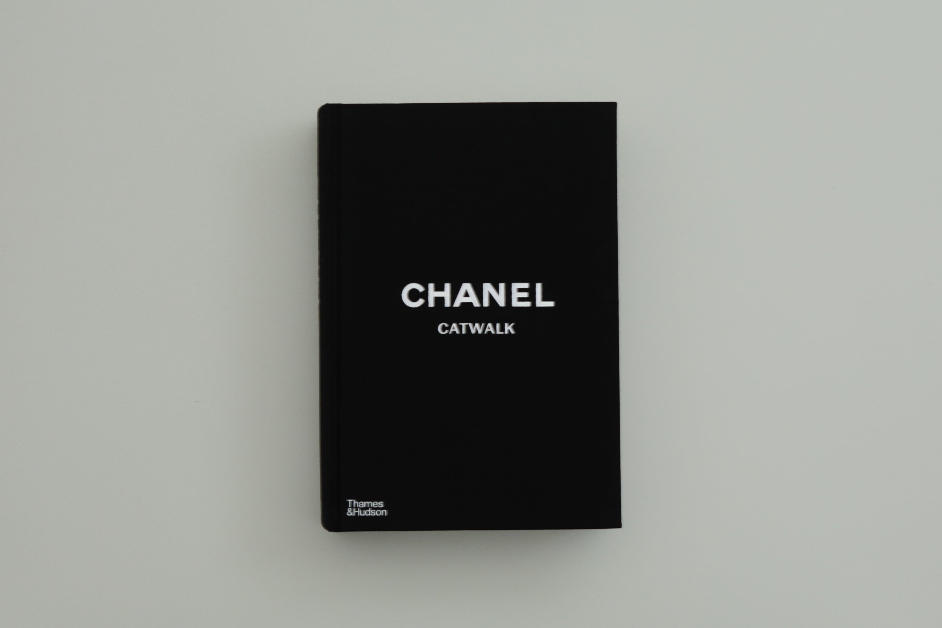 Chanel Catwalk: The Complete Collections by Patrick Mauriès and Adélia Sabatini