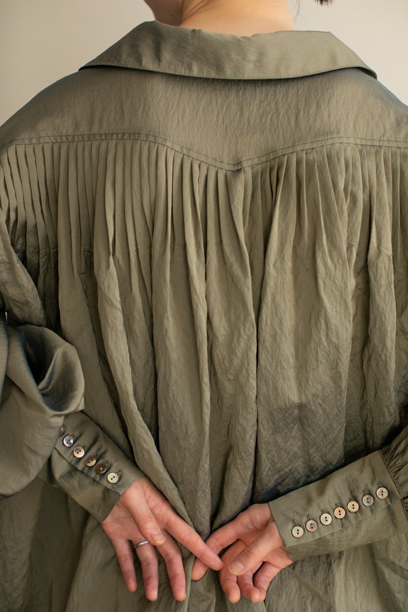 Chambray Organdie Pleated Blouse（ls22275T）