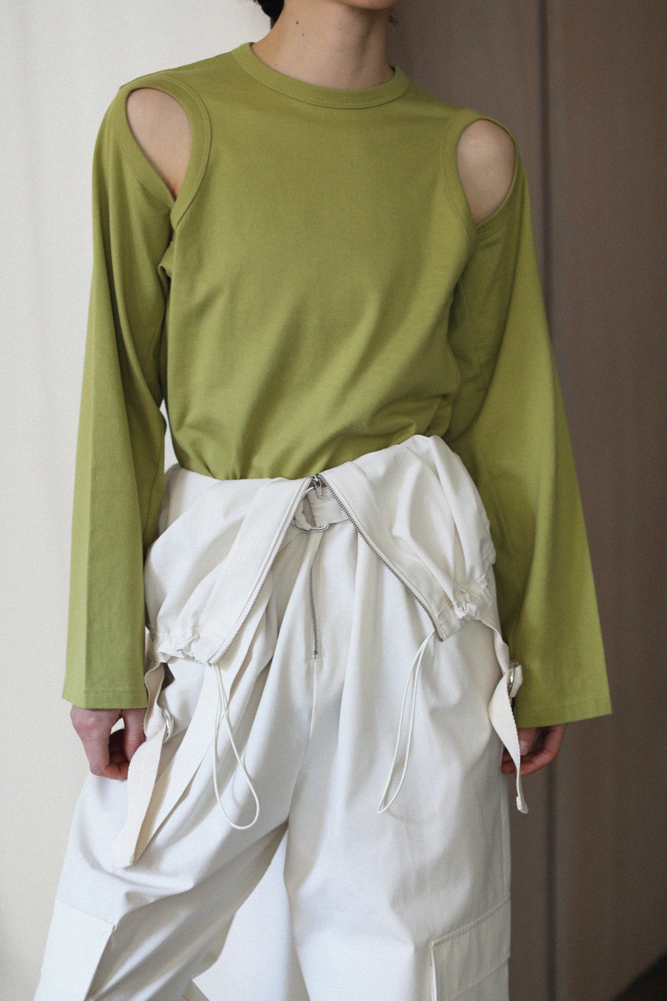 Cut Out Armhole LST（ls22298T）