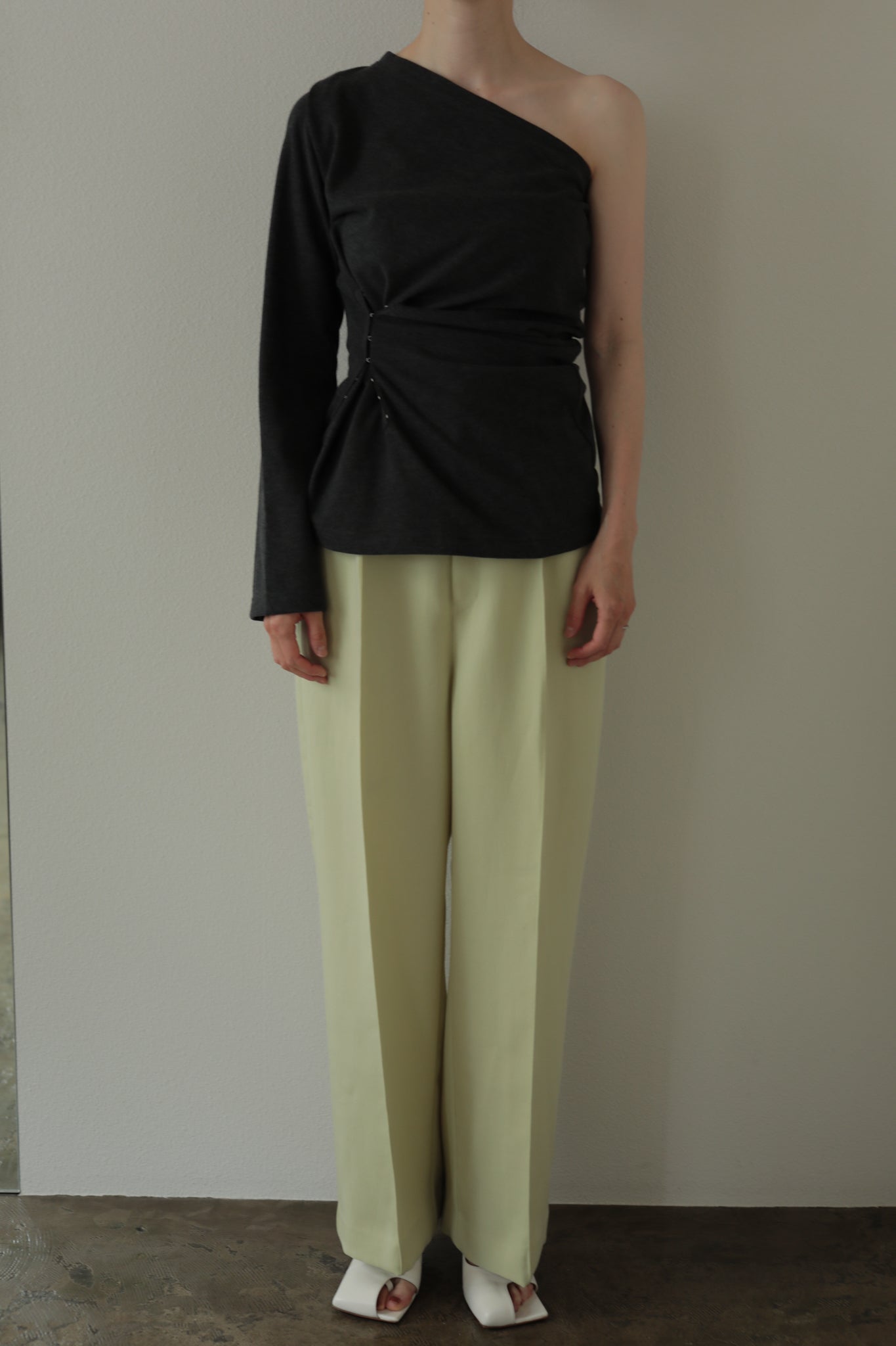Center Stitch Wide Straight Slacks（ls21269P）