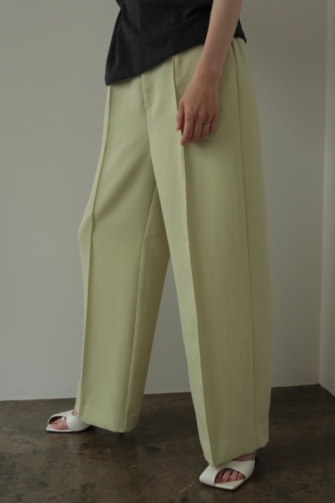Center Stitch Wide Straight Slacks（ls21269P）