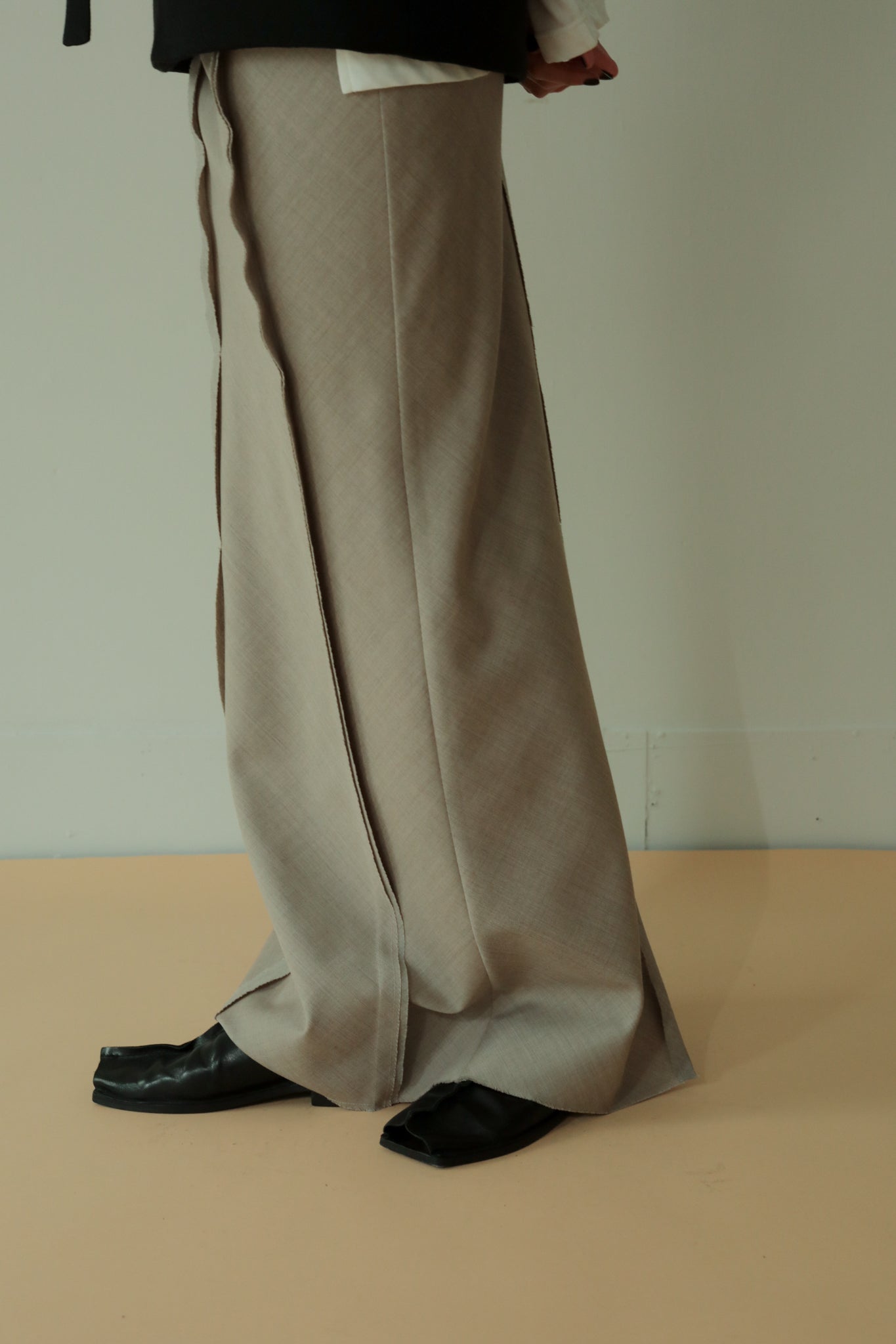 Wool Twill Unhemmed Long Skirt（ls34393S）