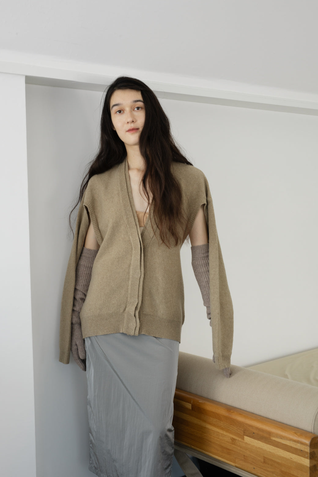 Extra Fine Merino Wool  Cut Out Knit Cardigan (ls54542K)