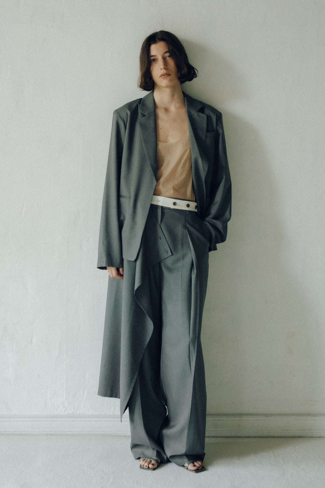 【展示会/後】Wool Mix Hip Huggers Tucked Wide Slacks (ls62586P) ¥36,300-