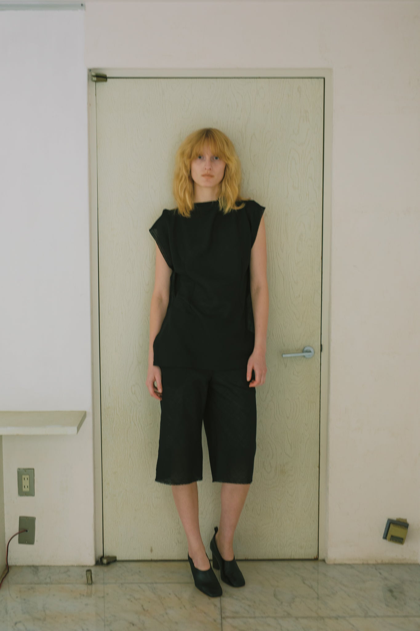 Linen Like PL Unhemmed Square Top (ls72656T)