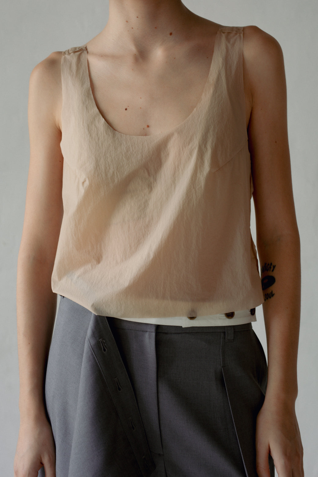 【展示会/後】Nylon Stretch Taffeta Seam Tank (ls62571T) ¥18,700