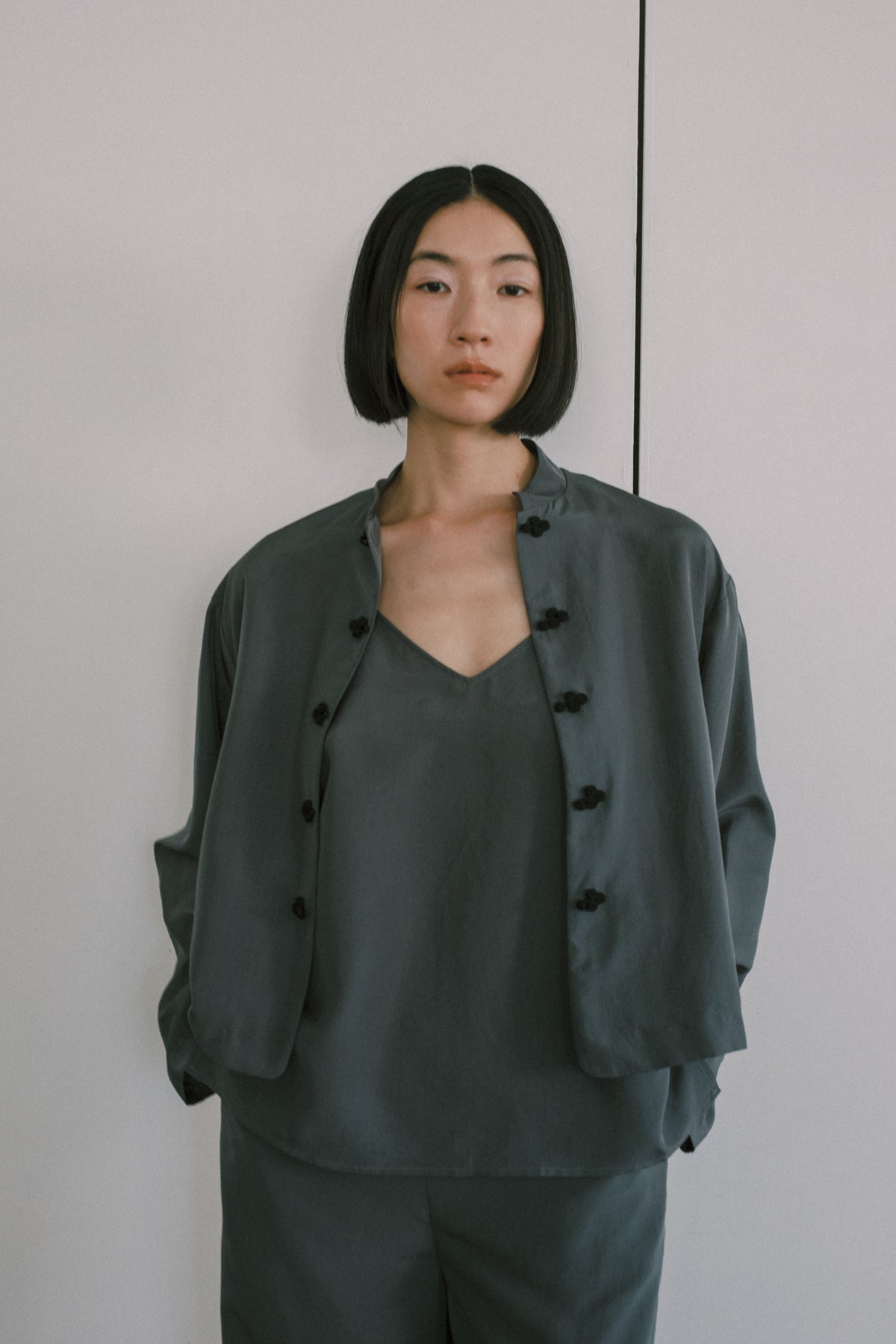 Silk Touch Satin China Shirt (ls72644T)