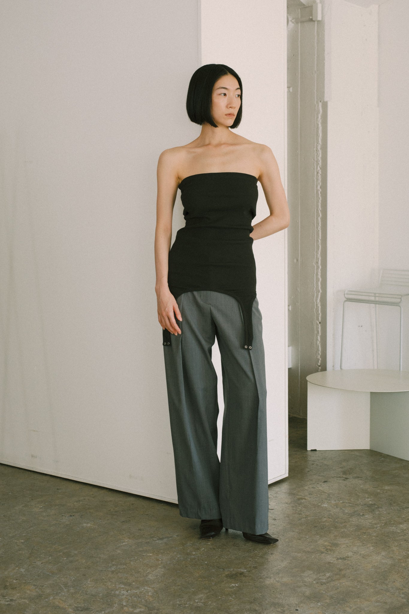 Wool Mix Gabardine Hip Hugger Tucked Wide Slacks (ls72638P)