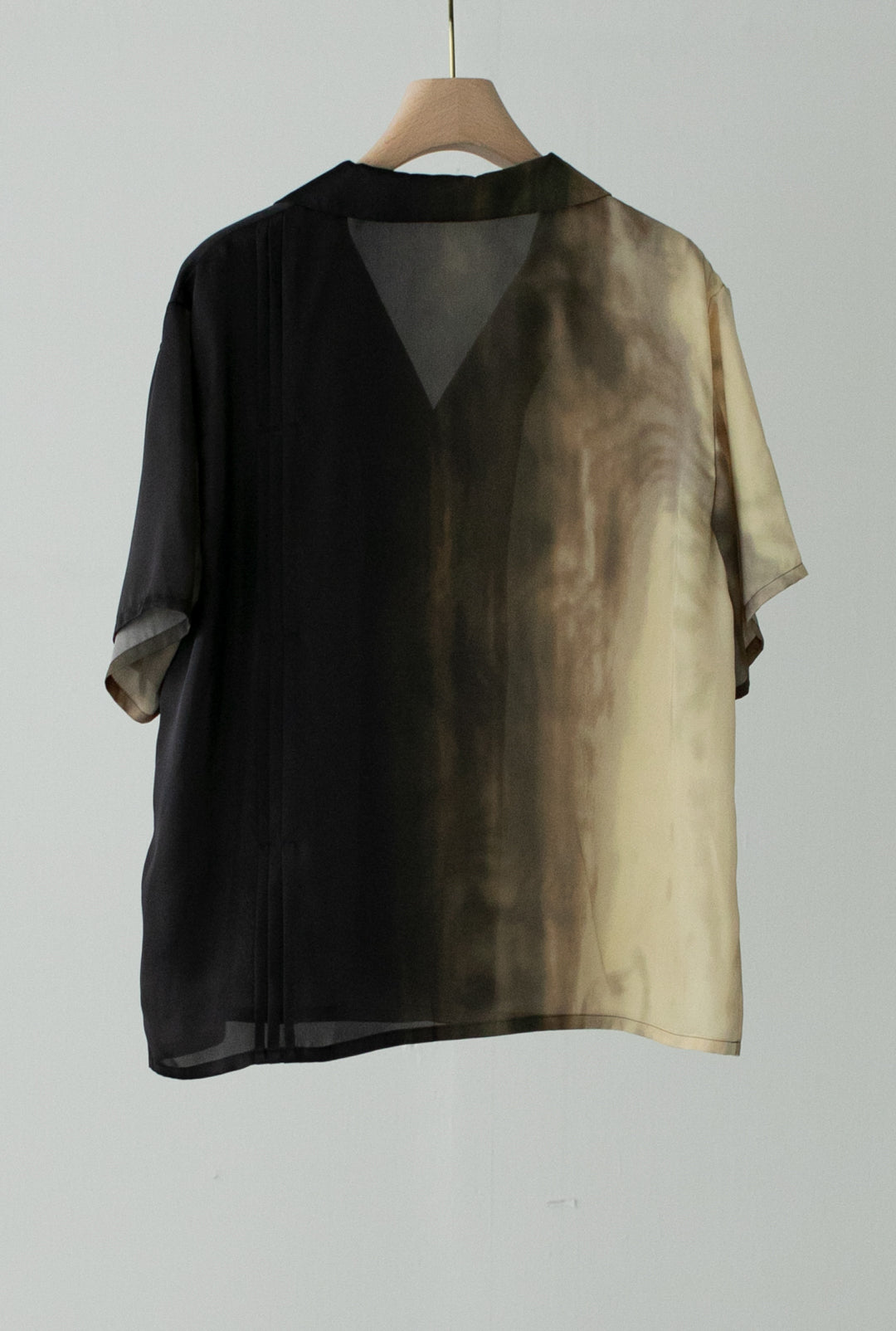 Gradation Print Asymmetric Tucked Shirt （ls32367T）
