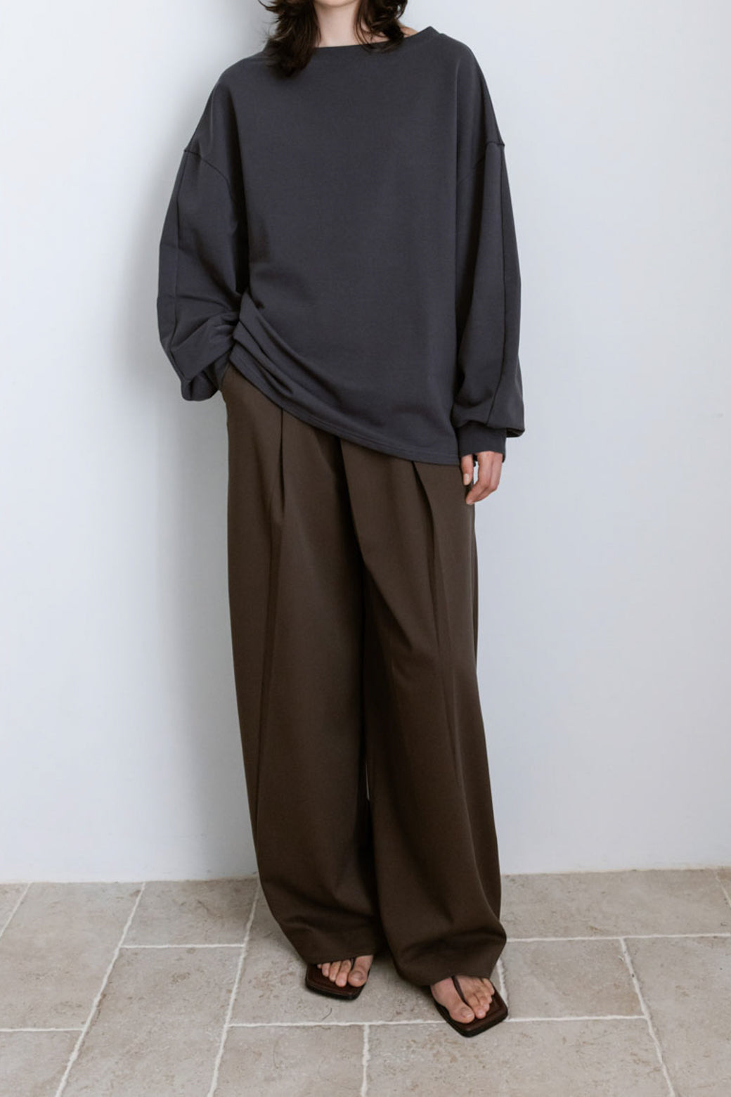 【Studio Doe】Diagonal Tuck Wide Pants(DN-25JODP05)